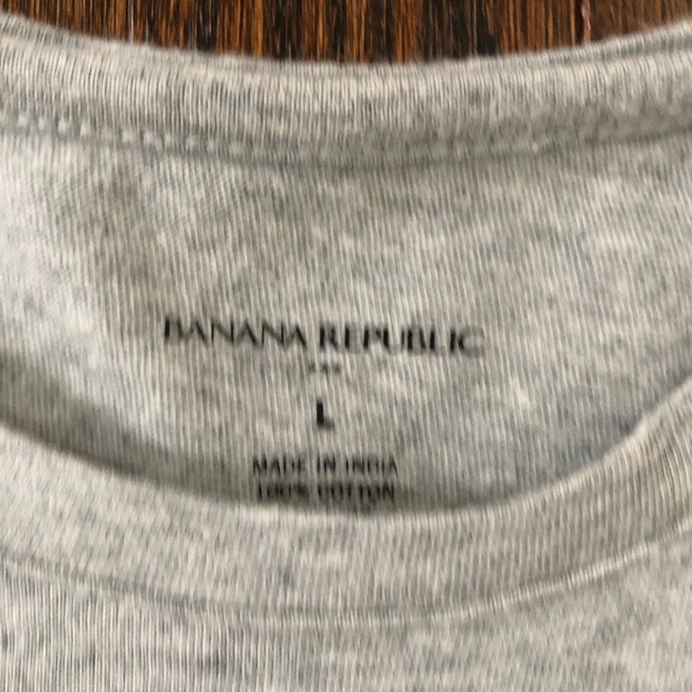 Banana Republic Women’s L Heathered Gray Wide Strapped Sleeveless Basic Tank - Picture 3 of 8